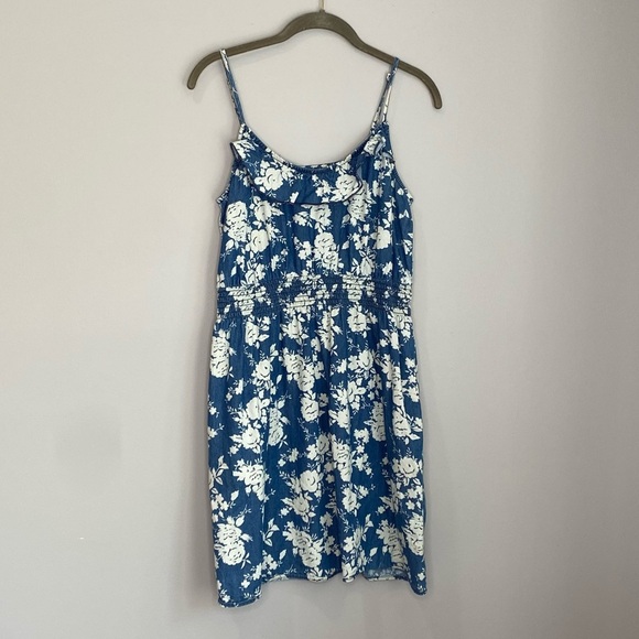 Elle Blue and White Floral Sundress - Picture 1 of 4